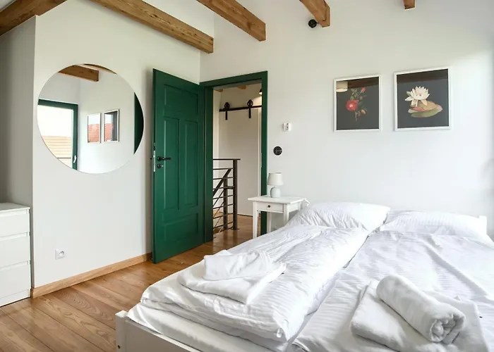 Slowinska Aura I شقة *